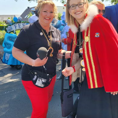 Silvia Ochlast - Reporterin beim Karneval